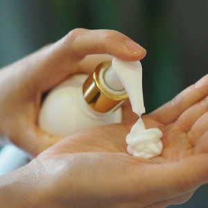 Skinny Tan Body Glow Medium Gradual Tanning Lotion