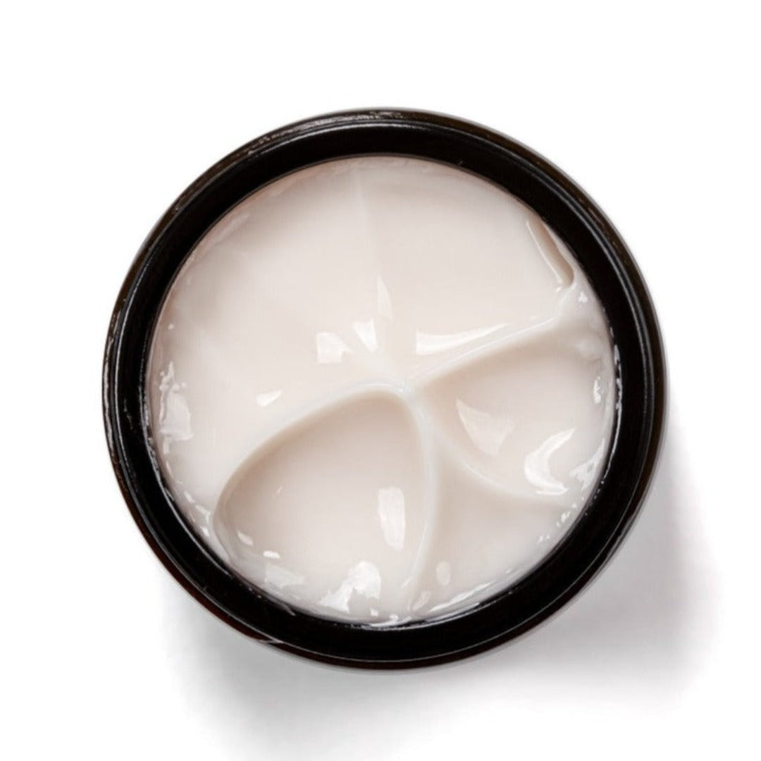 Avant Skincare Advanced Bio Ultra-Fine Texture Day Moisturiser (Anti-Ageing) with no lid revealing its contents